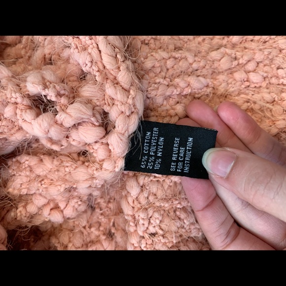 Pink knitted super soft sweater - Picture 3 of 3